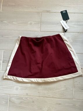 NWT PacSun Active Mini Skort with Cream Trim